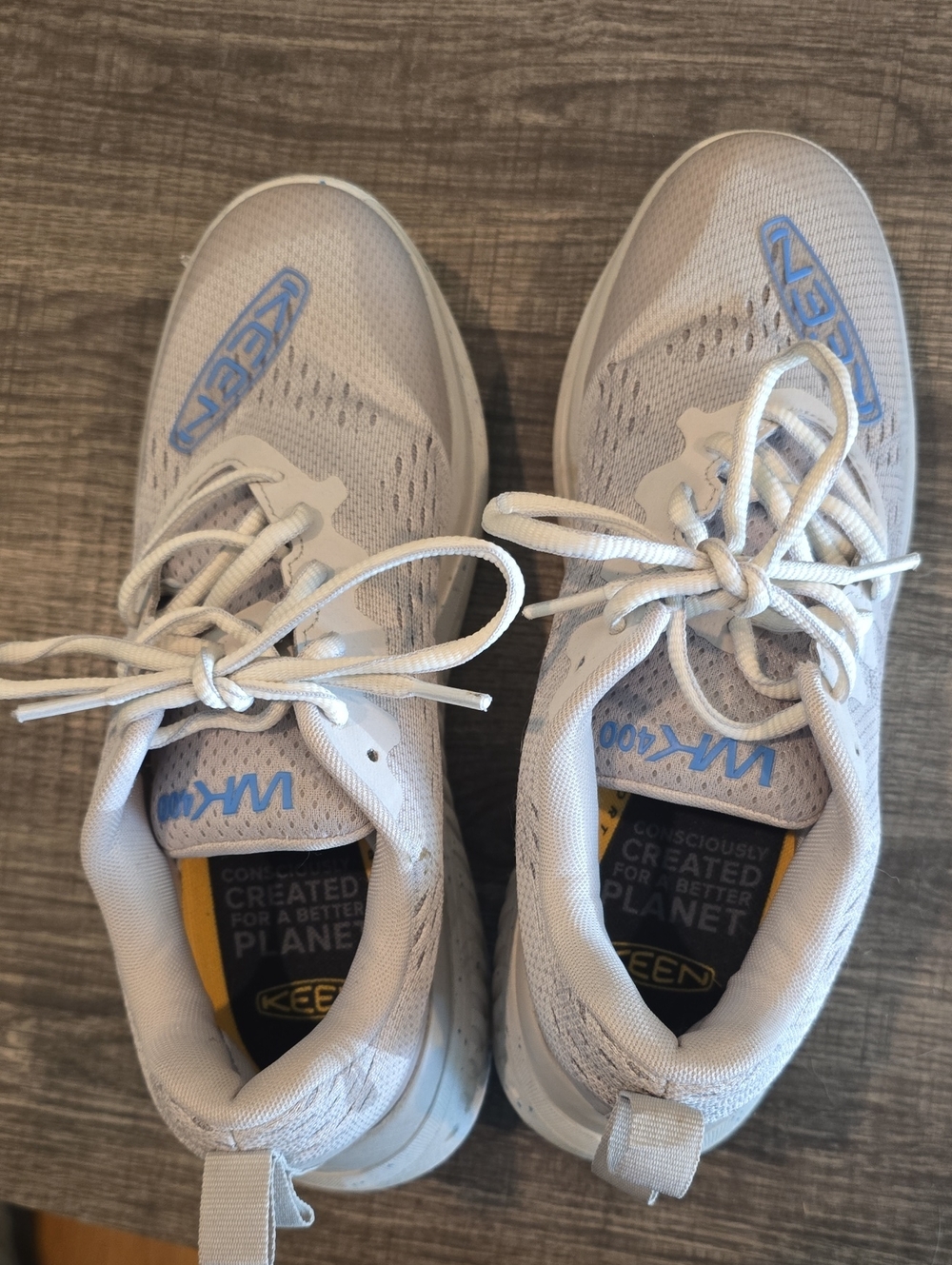 Keen Womens White Walk 400 with Blue Accents